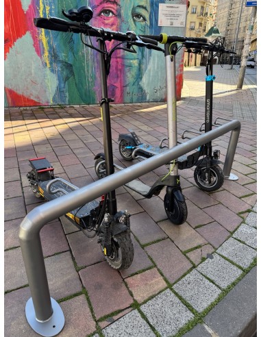APARCAMIENTO PATINETES ELECTRICOS 2M 7 VEHICULOS